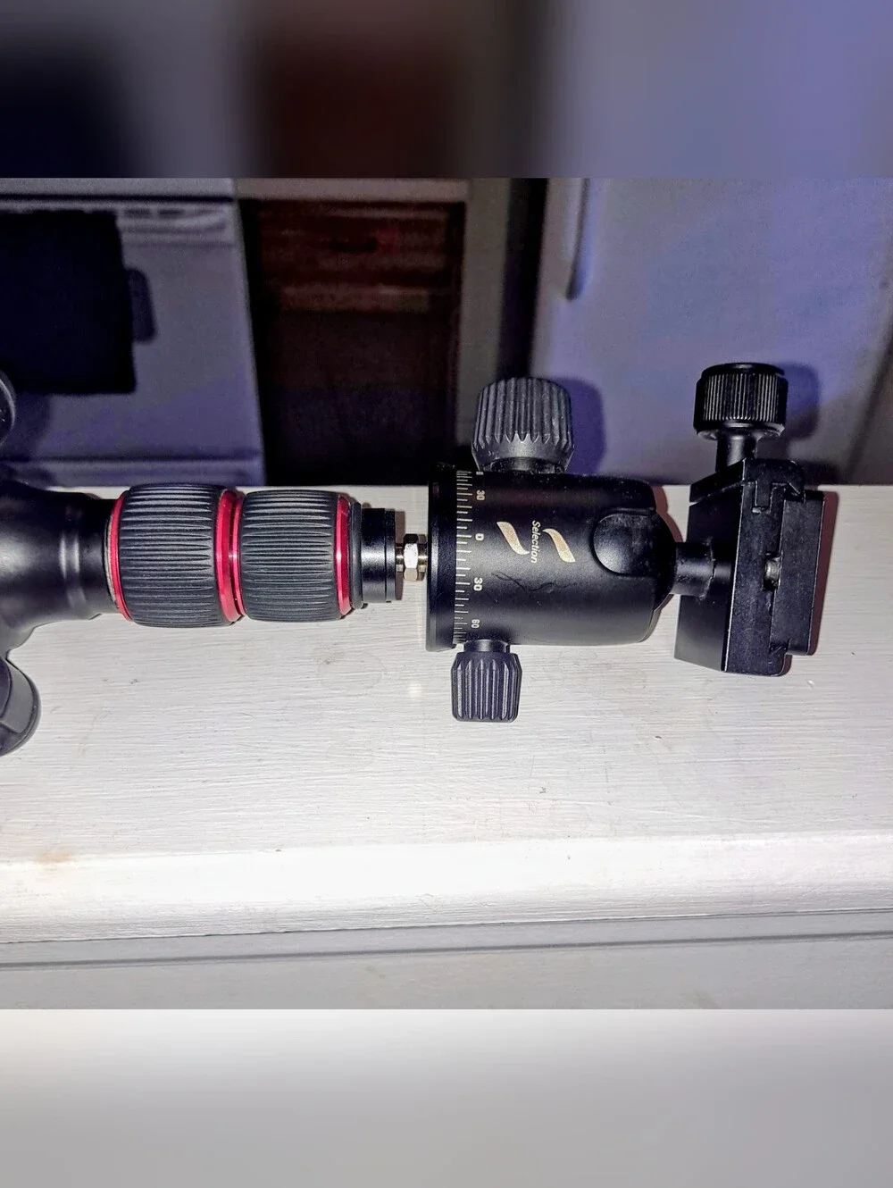 SmallRig camera tripod